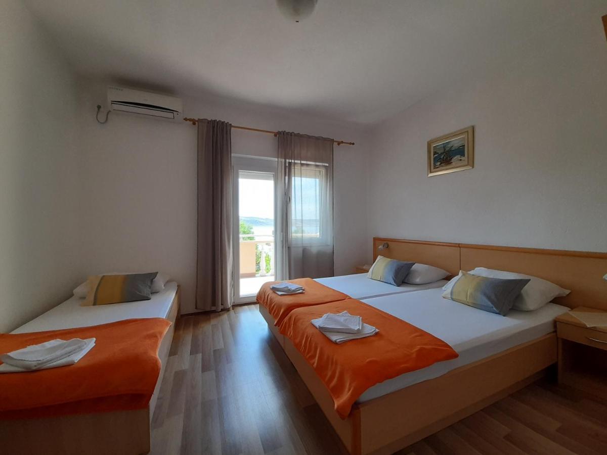 Apartmani Tomic セリネ エクステリア 写真